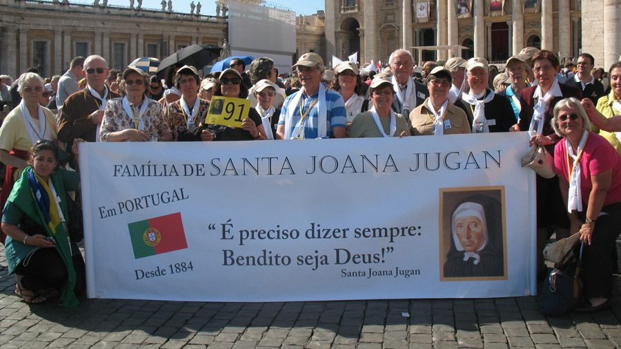 Peregrinos na canonização de Santa Joana Jugan